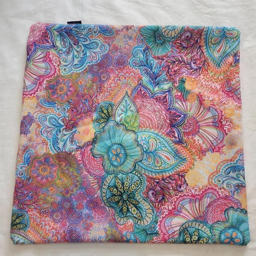 Deny Designs Stephanie Corfee Flourish Allover Two Patio Pillowcases EUC